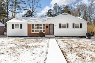1920 Buckner St, Petersburg, VA 23805