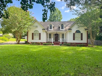 1370 Dan St, Prentiss, MS 39474