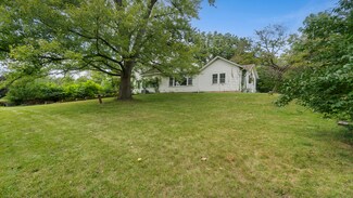 3416 S Main St, Rockford, IL 61102
