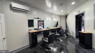113 E Cambria St, Philadelphia, PA 19134