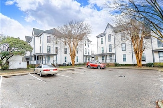 917 Green St, Portsmouth, VA 23704