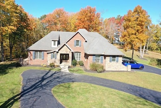 2297 Blue Jay 6 Rd, Cool Ridge, WV 25825
