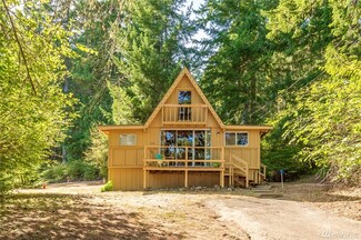640 E Rauschert Rd, Allyn-Grapeview, WA 98546