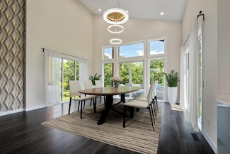 18663 Ogden Cir NW, Elk River, MN 55330