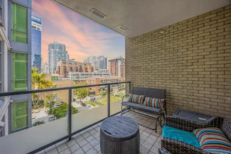325 7th Ave Unit 503, San Diego, CA 92101