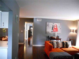 2729 S Oakland Forest Dr Unit 104, Oakland Park, FL 33309