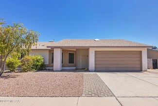 10224 E Sky Castle Way, Tucson, AZ 85730