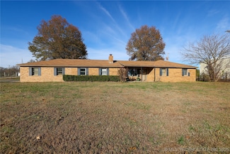 8500 Fern Mountain Rd, Muskogee, OK 74401