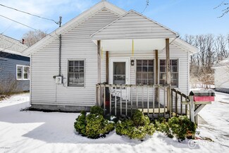 1539 Montgomery Ave, Muskegon, MI 49441