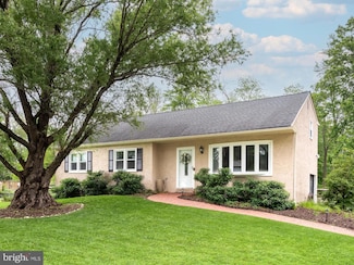 1289 Country Ln, West Chester, PA 19380
