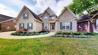 3325 Geneva Dr, Murfreesboro, TN 37128