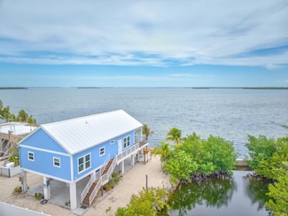 1777 Pine Channel Dr, Summerland Key, FL 33042