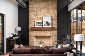 1808 Riverview St Unit B, Austin, TX 78702