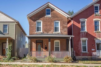 1465 Jackson St, Dubuque, IA 52001