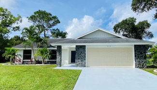212 Trace Ct, Royal Palm Beach, FL 33411