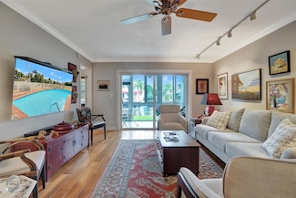 1332 Bayview Dr Unit 101, Fort Lauderdale, FL 33304