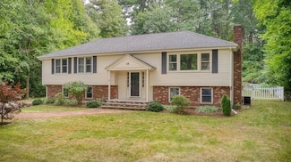 16 Beverly Rd, Bedford, MA 01730
