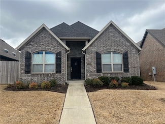 3201 SW Stoneway Ave, Bentonville, AR 72712