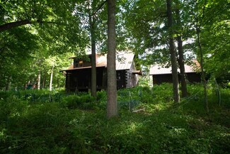 6858 Sneed Creek Rd, Spring Green, WI 53588