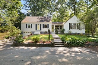 6R County Rd, Andover, MA 01810