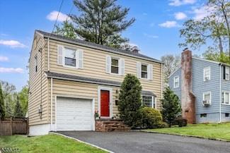 84 Linden Ave, Verona, NJ 07044