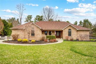 66 Shepherds Run Dr, Loveland, OH 45140