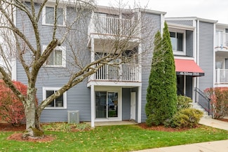 46 Silver Hill Ln Unit 1, Natick, MA 01760