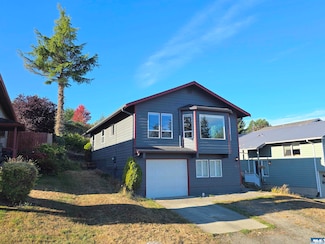 1812 W 12th St, Port Angeles, WA 98363