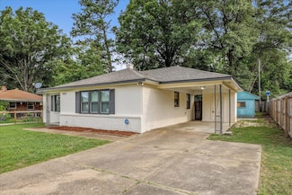 4962 Willow Rd, Memphis, TN 38117