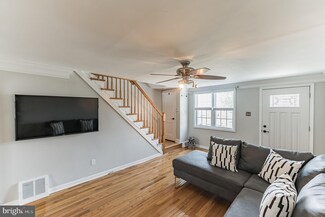 224 W Wyncliffe Ave, Clifton Heights, PA 19018