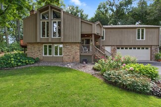 4217 Christy Ln, Minnetonka, MN 55345