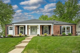11727 Summerwood Dr, Saint Louis, MO 63146