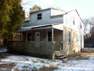 548 5th Ave, Glassboro, NJ 08028