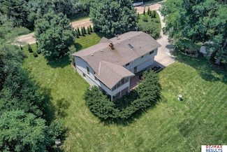 7386 Timber Creek Rd, Fort Calhoun, NE 68023
