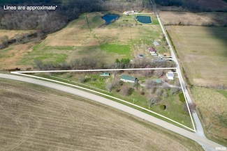 1219 Buchanan Rd, Iuka, IL 62849