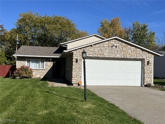 2408 W 37th St, Lorain, OH 44053