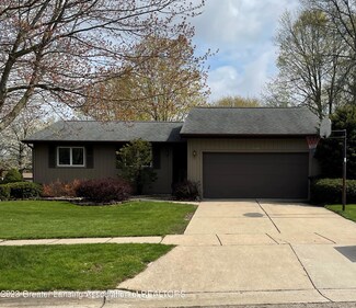 1068 Brookside Dr, Grand Ledge, MI 48837
