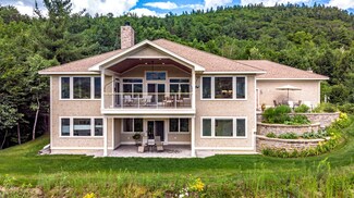 62 Parker Ridge Rd, Hart's Location, NH 03812