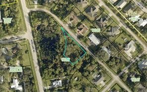 11195 Hotchkiss Dr, Sebastian, FL 32958
