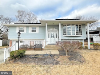 88 Princeton Dr, Delran, NJ 08075