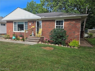 685 E 300th St, Willowick, OH 44095