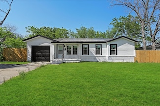 5109 Roxie St, Haltom City, TX 76117