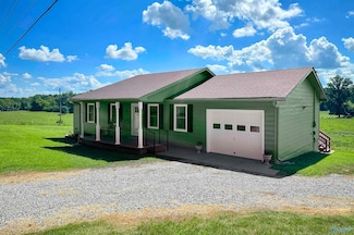 55 County Road 548, Trinity, AL 35673