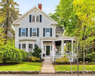 36 W Emerson St, Melrose, MA 02176