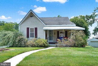 420 Cottage Place, Red Lion, PA 17356