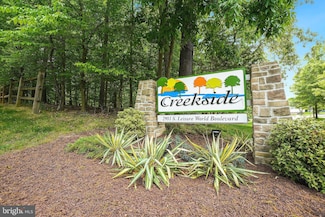 2901 S Leisure World Blvd Unit 122, Silver Spring, MD 20906