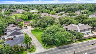 2212 Idle Oaks Dr, Baton Rouge, LA 70808