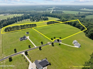 270 Southwind Dr, Washington, NC 27889