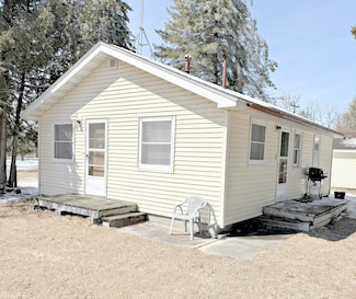 N8193 Michigan 35, Cedar River, MI 49887