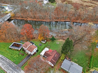 24 Patricia Ln, Washingtonville, NY 10992